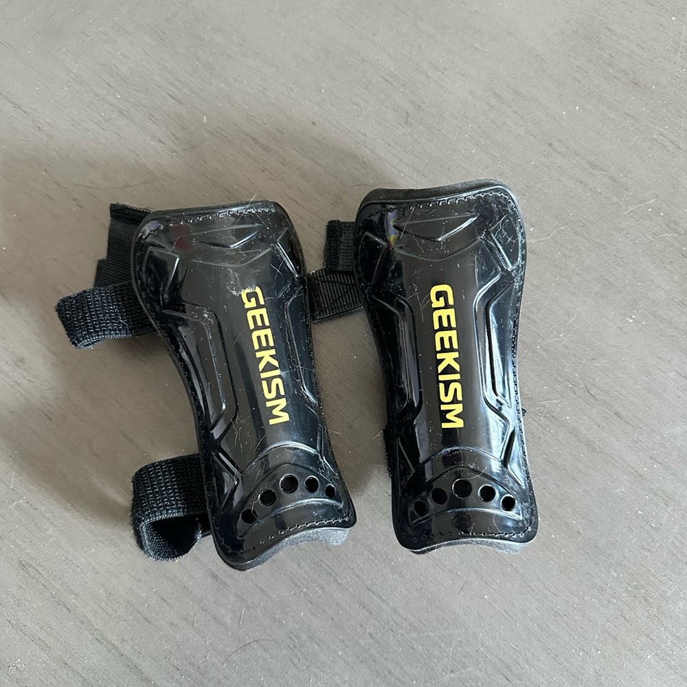 Geekism Black Shin Guards